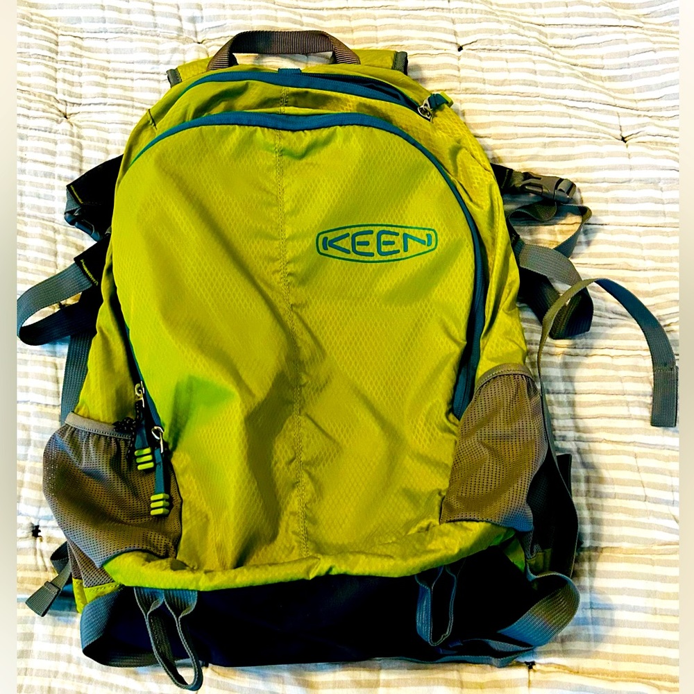 KEEN Springer Backpack with fold down seat!